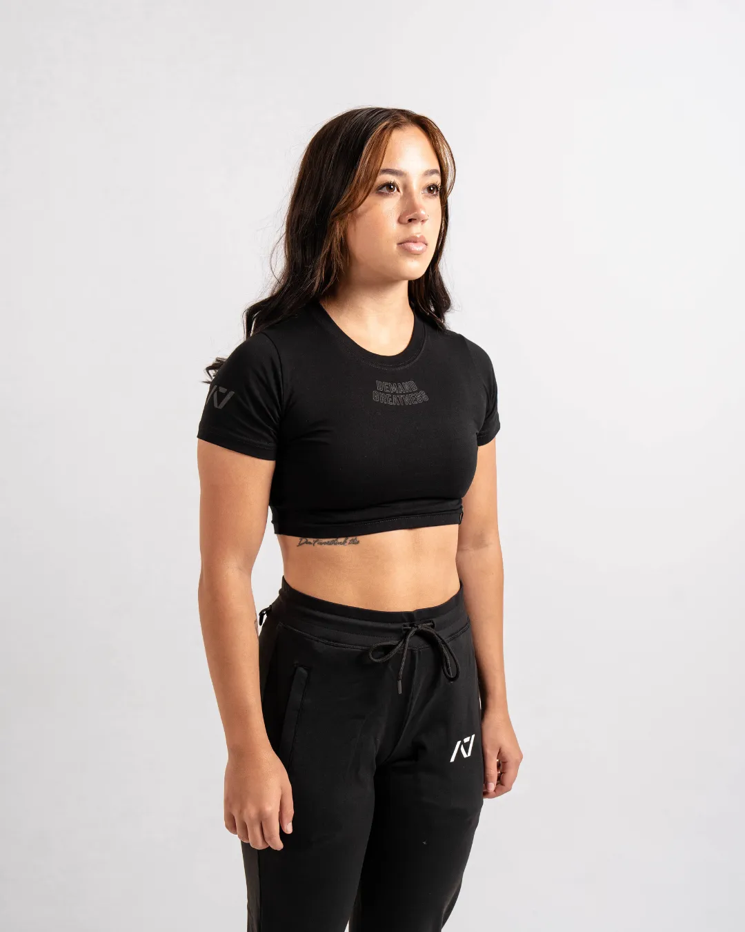 2025AS - Demand Greatness True-Fit Women's Meet Crop - Shadow Stone/Stealth