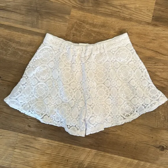 Anthropologie Skirty Shorts Size Small