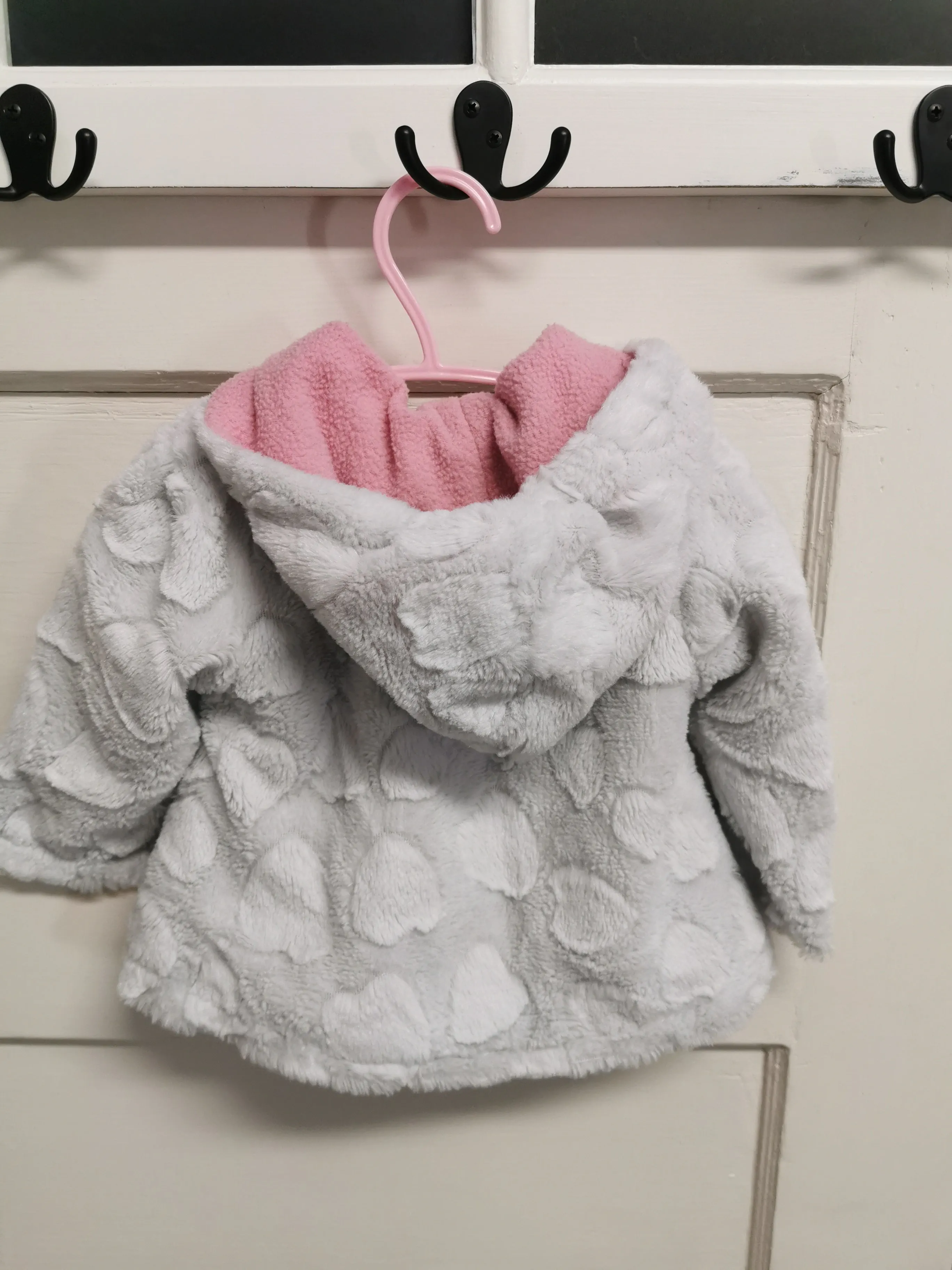 BABY GIRL SIZE 9 MONTHS - BABY TOGS, Soft / Plush Fleece, Hooded Jacket VGUC B28