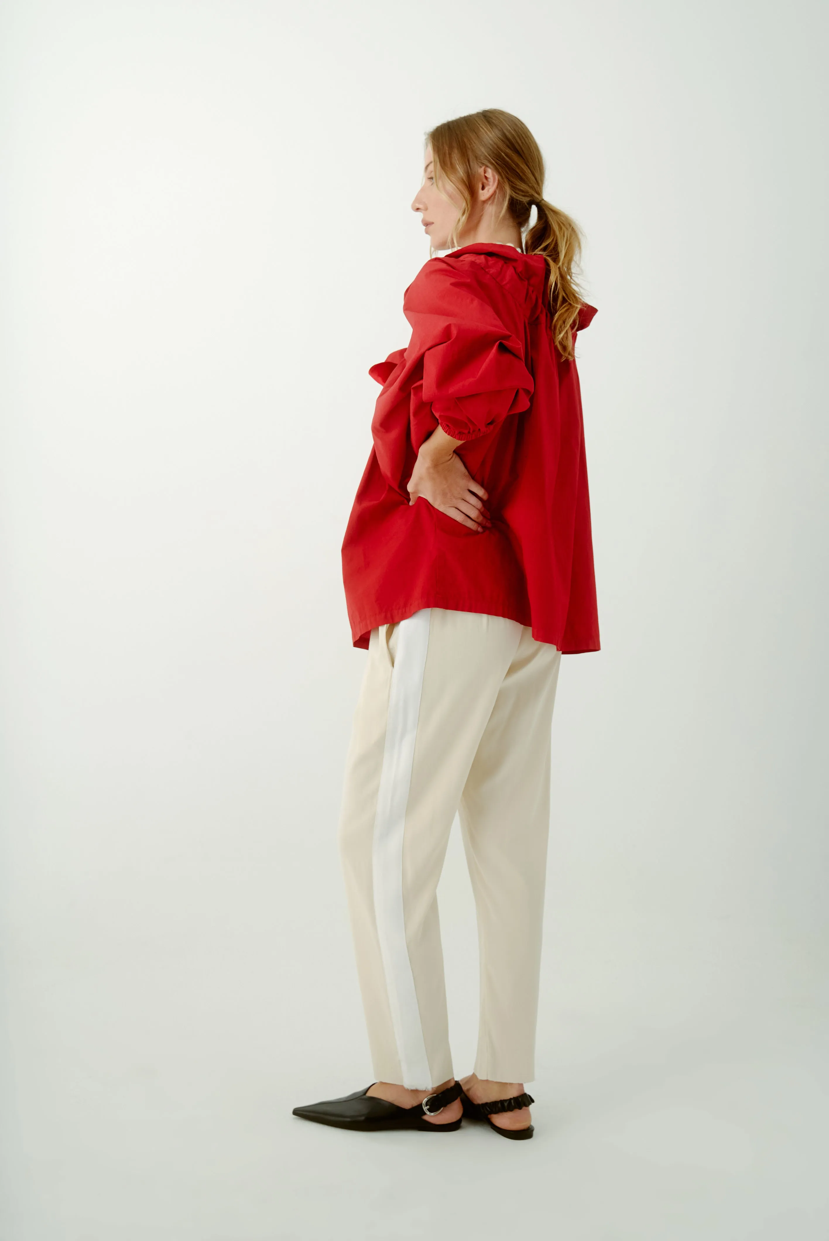 BEAUTIFUL MESS | red