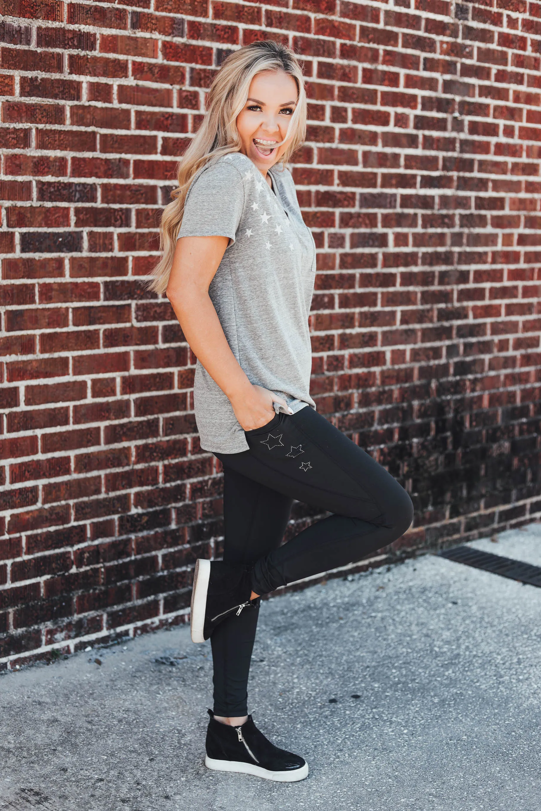 Beyond The Stars Leggings - Black