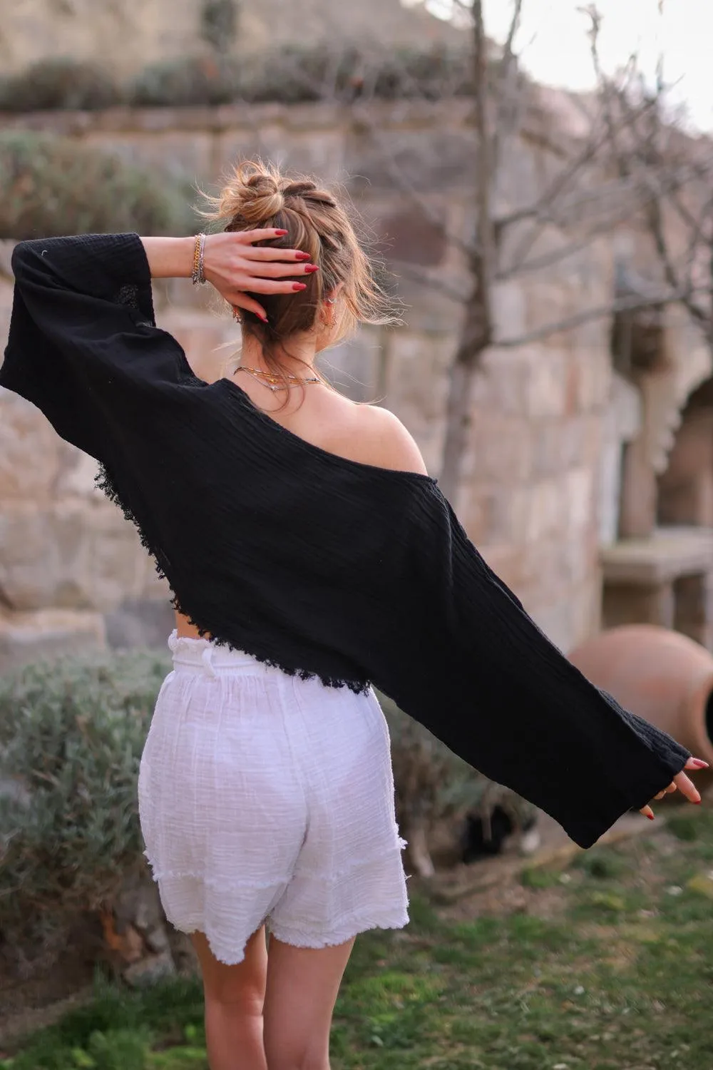 Black Off Shoulder Long Sleeve Crop Top