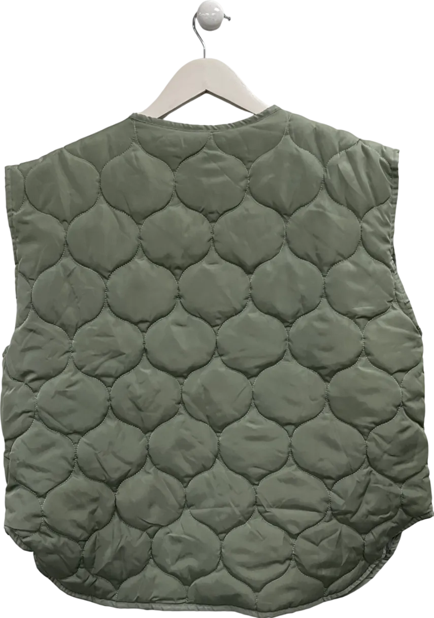 boohooMan Green Onion Quilted Popper Gilet UK L