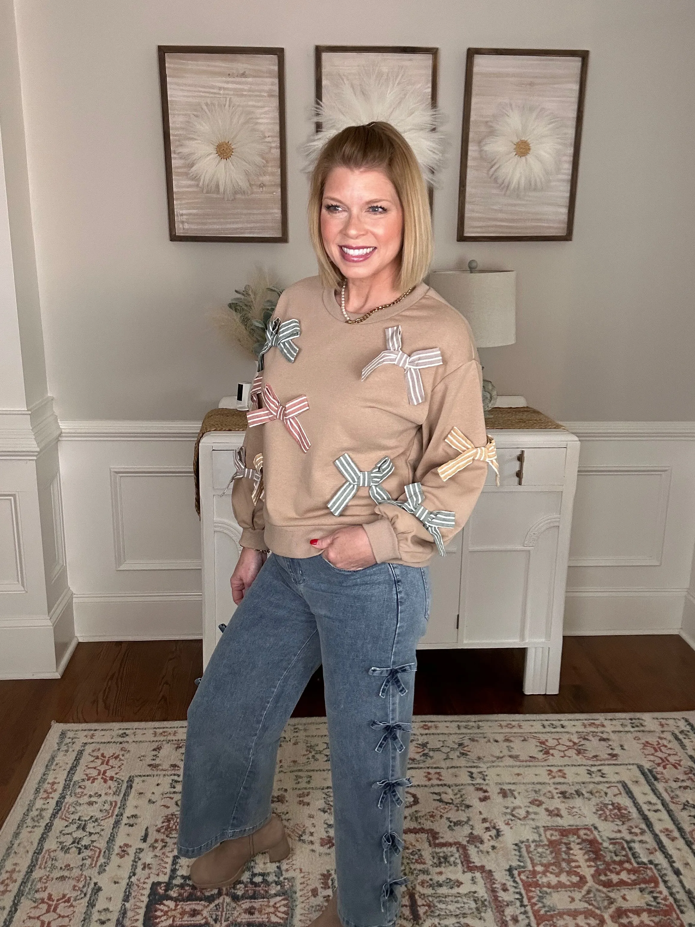 Bows of Paris Pullover Top | Lt. Mocha