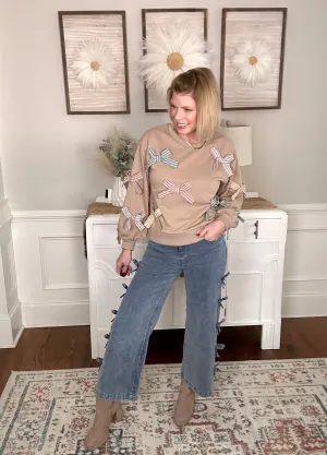 Bows of Paris Pullover Top | Lt. Mocha