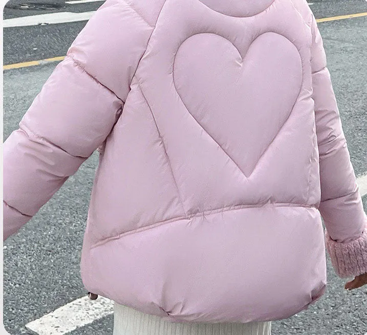 Cozy Short Puffer Jacket Featuring Knit Sleeves and a Unique Collar