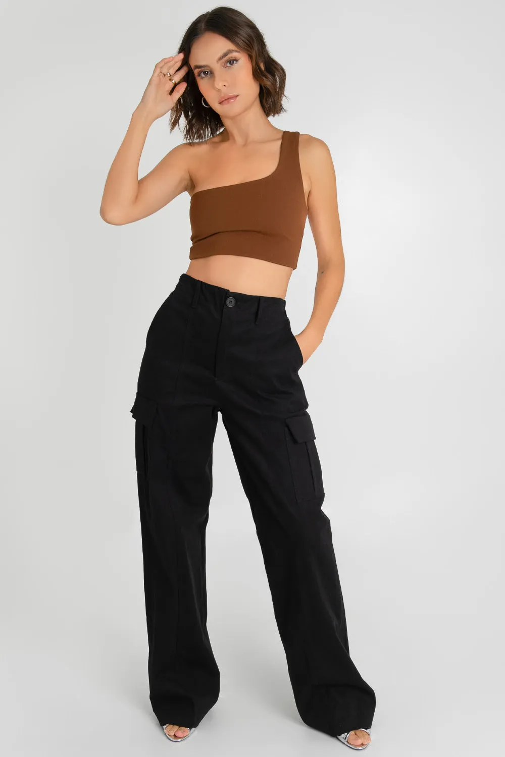 Crop top asimétrico un hombro