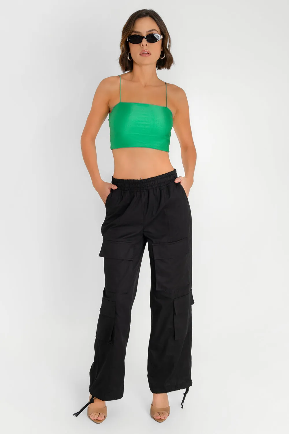 Crop top básico de tirantes elásticos
