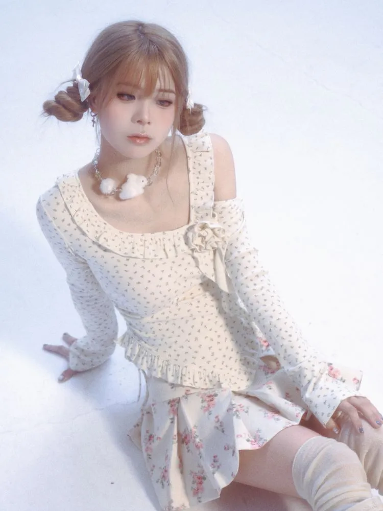floral lace off-shoulder T-shirt
