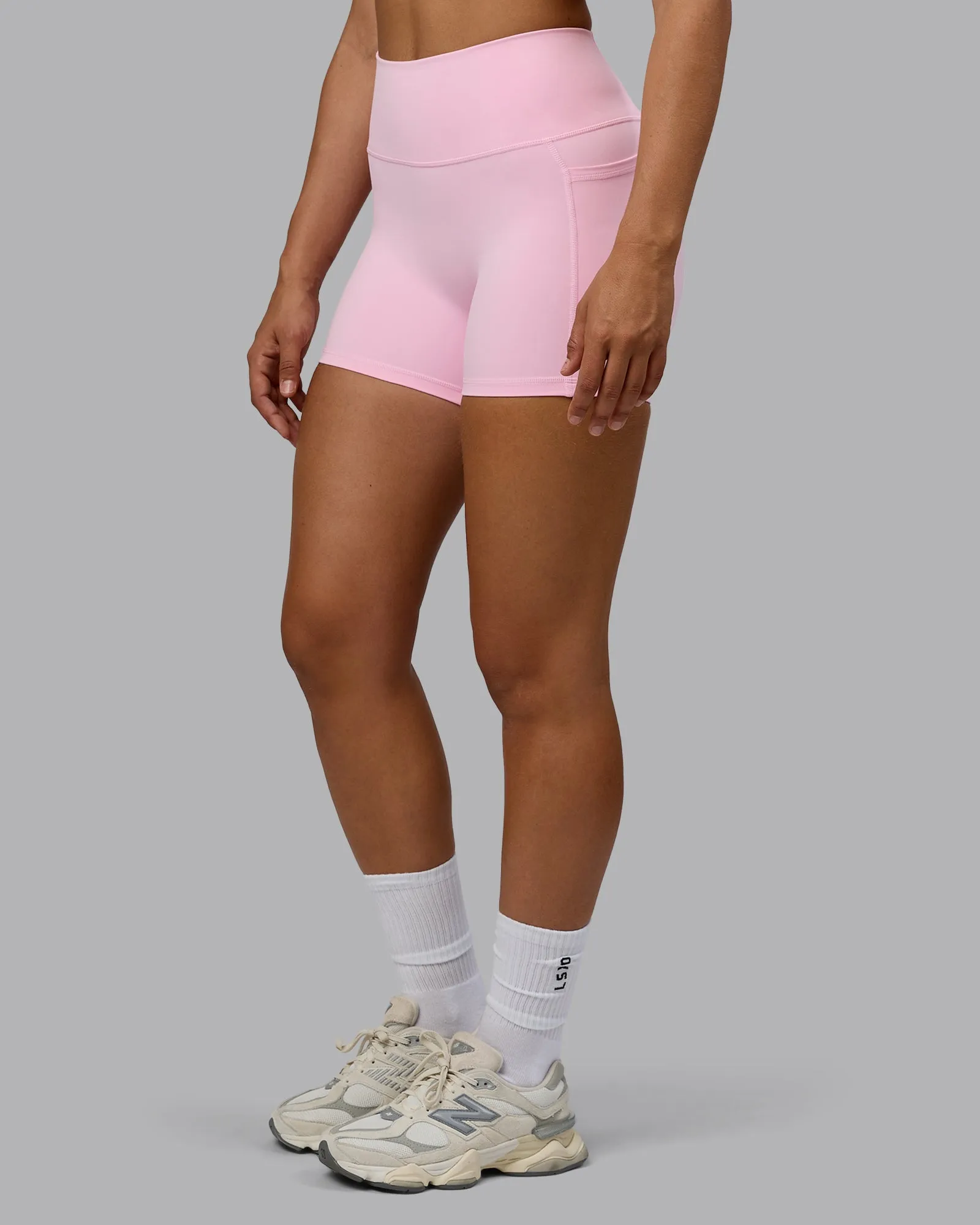 Fusion X-Short Tight With Pockets - Pale Pink