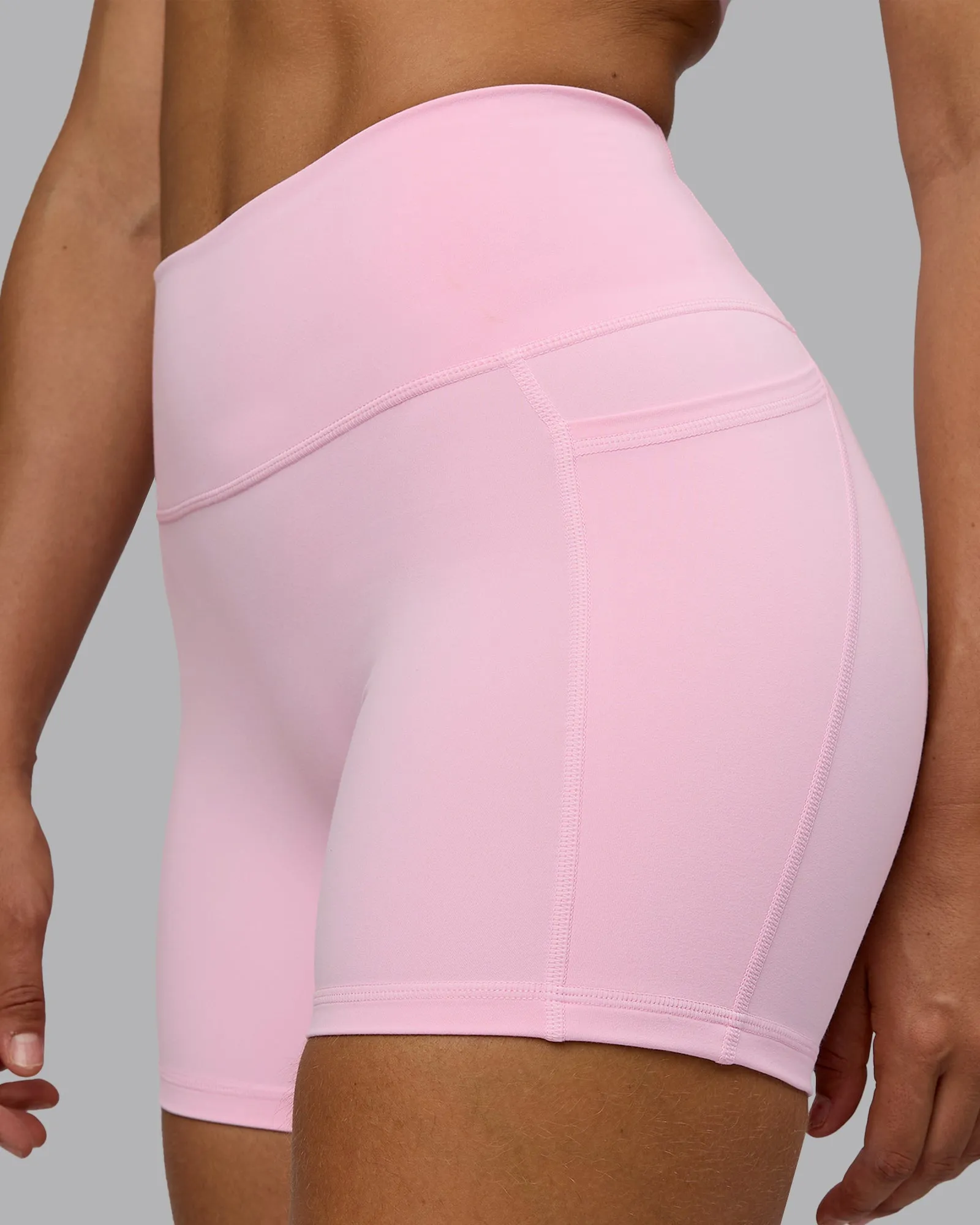 Fusion X-Short Tight With Pockets - Pale Pink