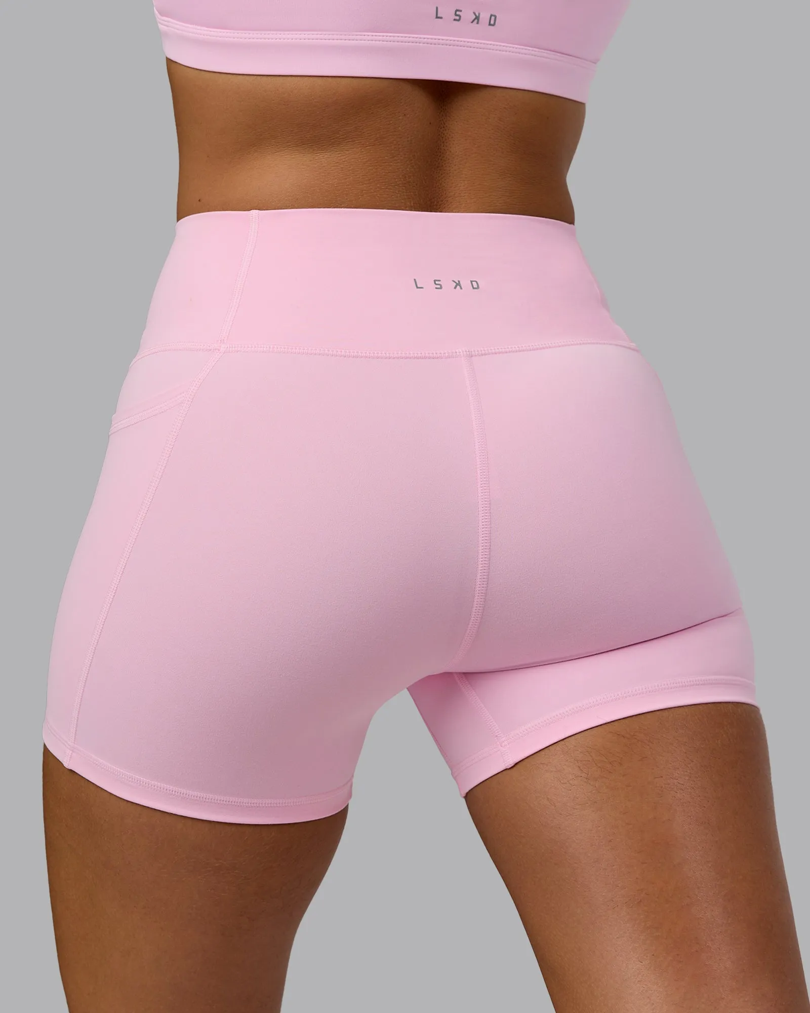 Fusion X-Short Tight With Pockets - Pale Pink