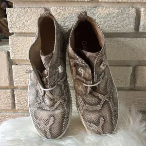 Gabor Snake Skins