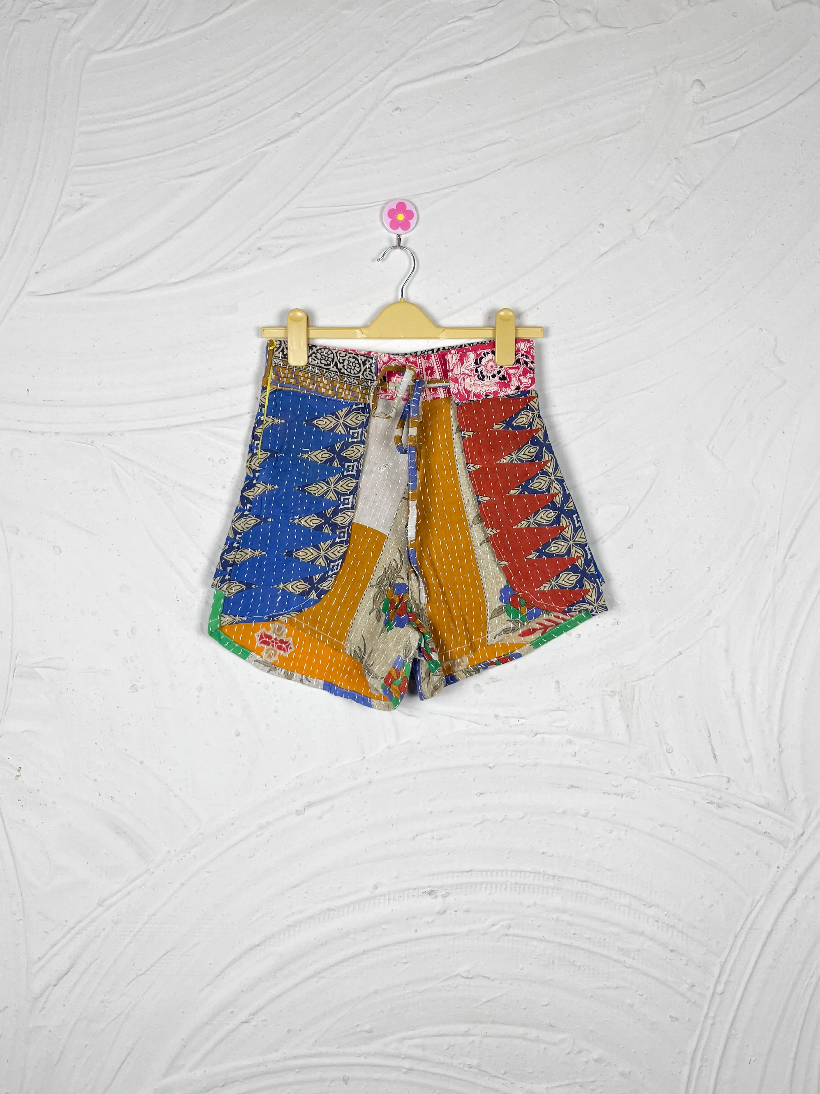 Happy Dance Shorts DCOSSH  S 28