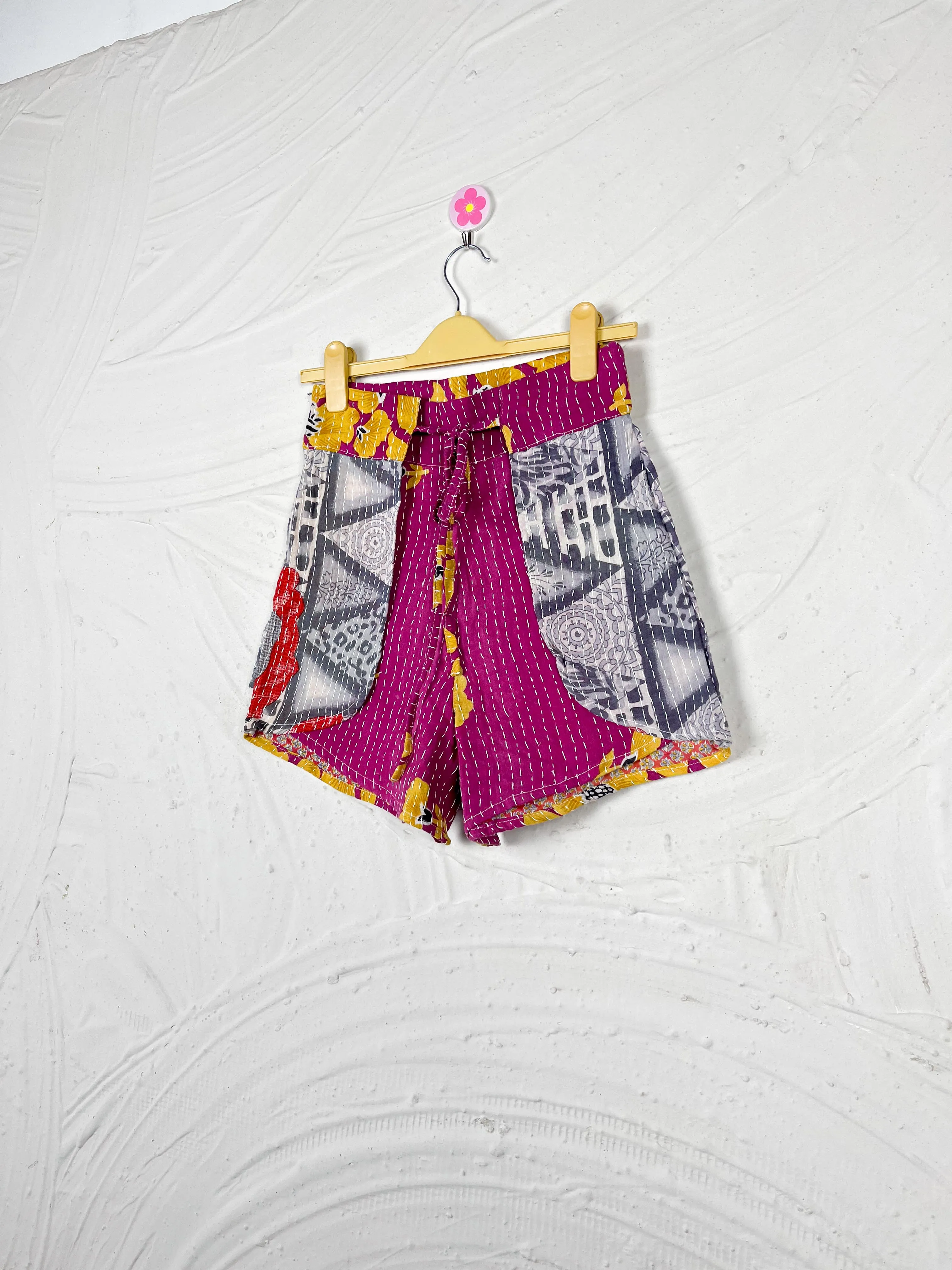 Happy Dance Shorts DCOSSH  S 29
