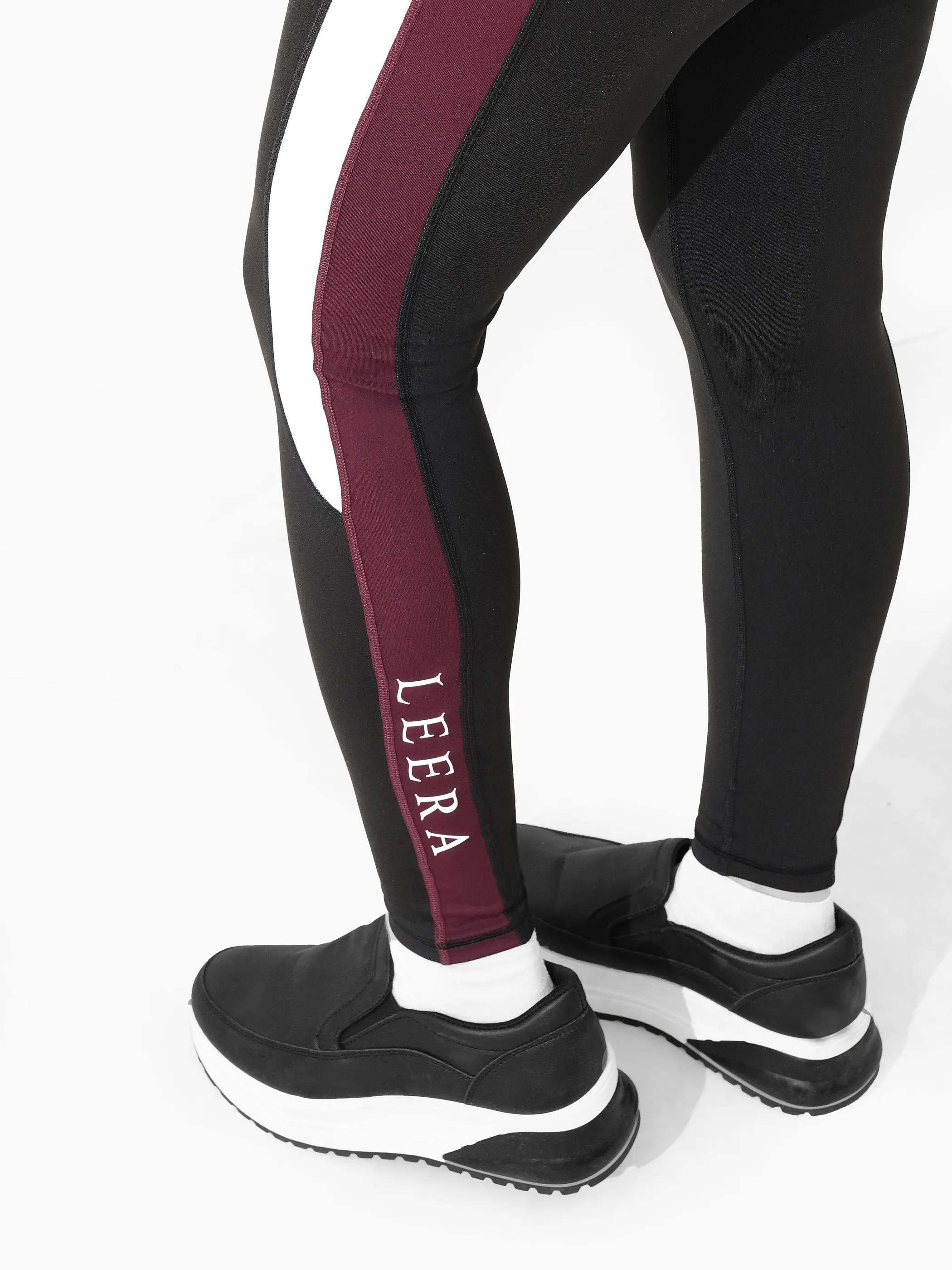 Headline Legging in Black
