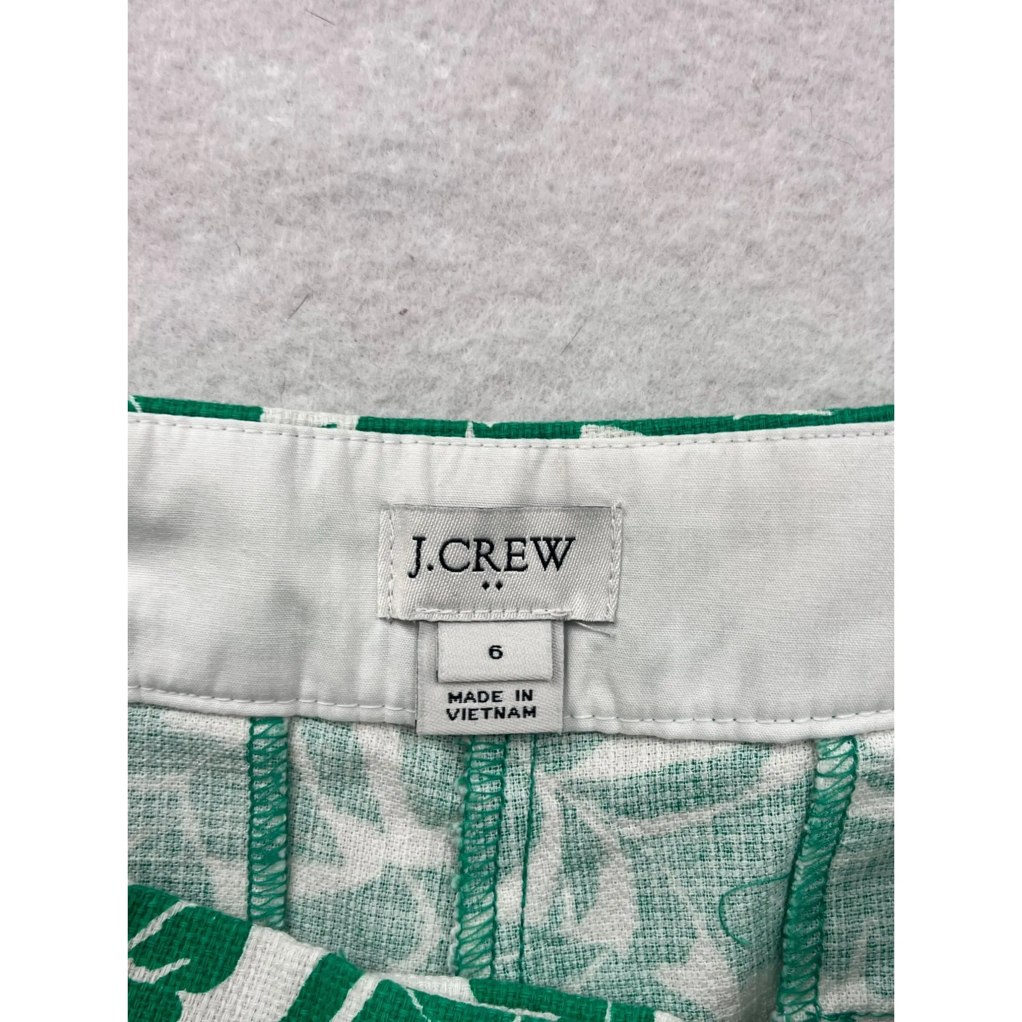 J.Crew Womens Green & White Leaf Print Cotton Shorts Size 6 #8039