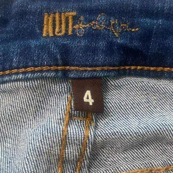 Kut from the Kloth New Size 4 Catherine Boyfriend Mid Rise Denim Shorts
