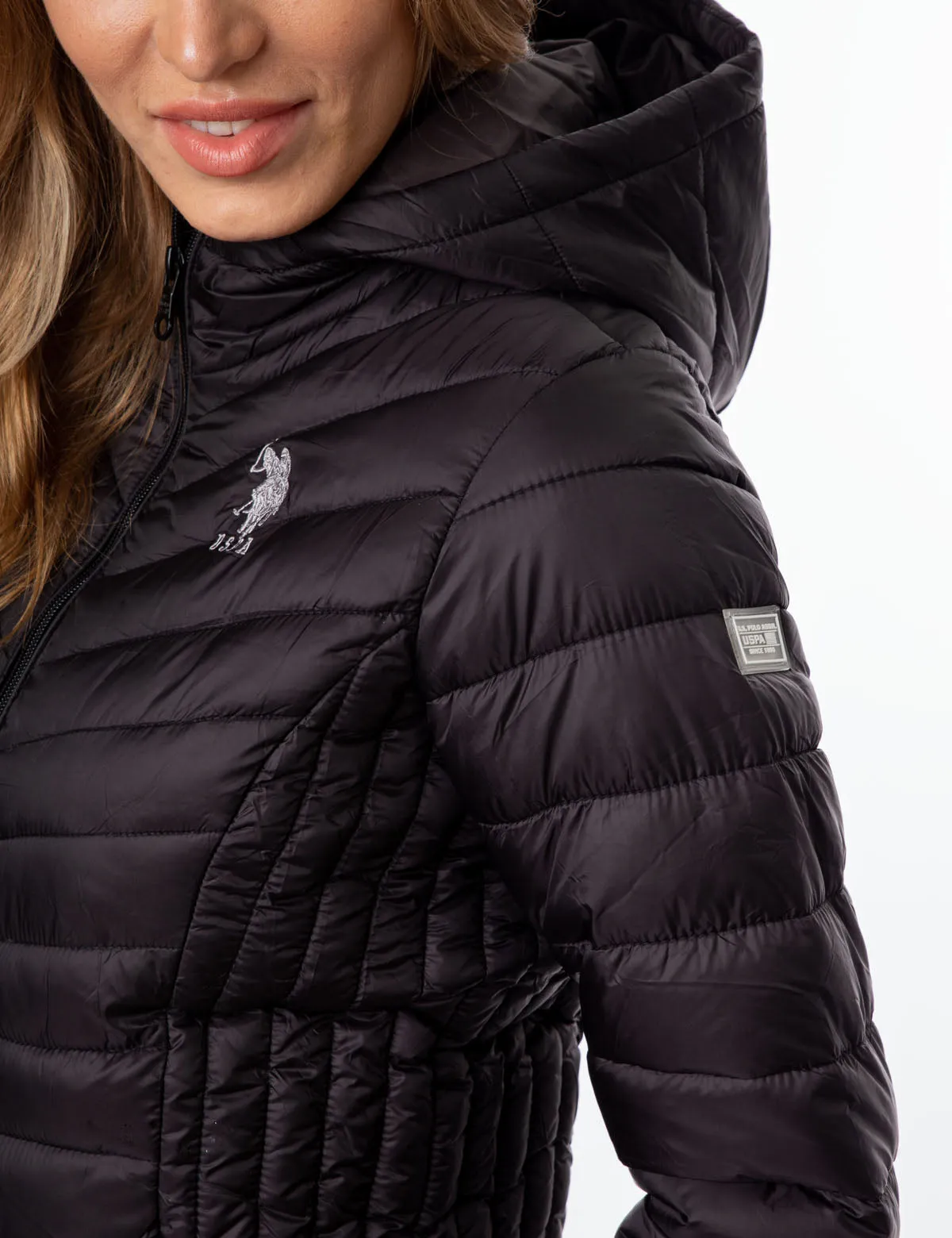 LIGHTWEIGHT PUFFER JACKET