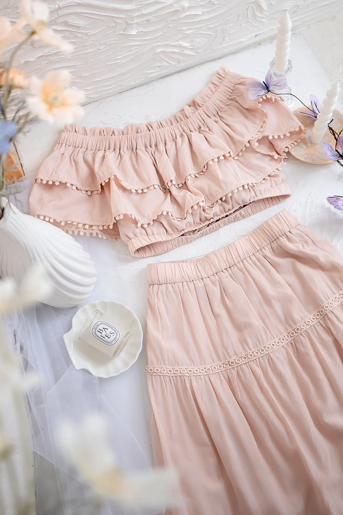 LINDSAY POM POM OFFSIE TOP IN PINK BEIGE