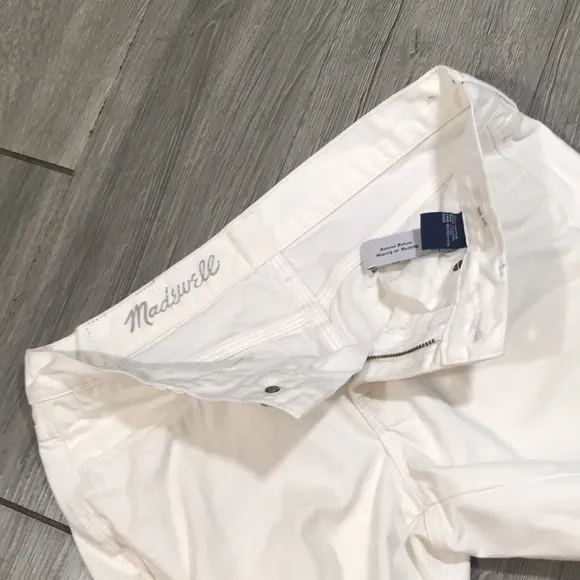 Madewell White Frayed Hem 5pkt Denim Shorts           size 26