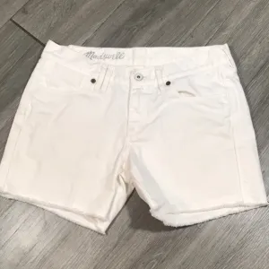 Madewell White Frayed Hem 5pkt Denim Shorts           size 26
