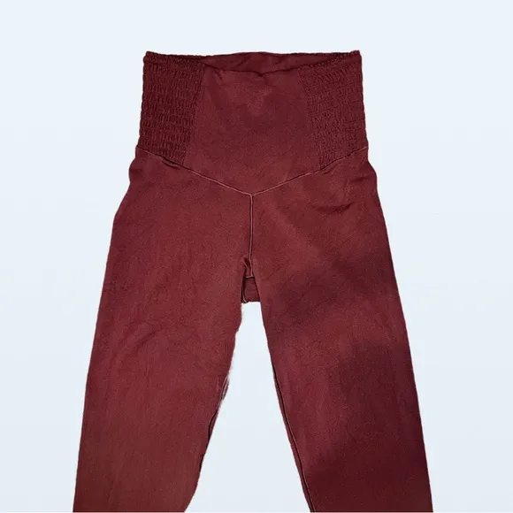 New Offline by Aerie Leggings and Sports Bra set, Size XS-S