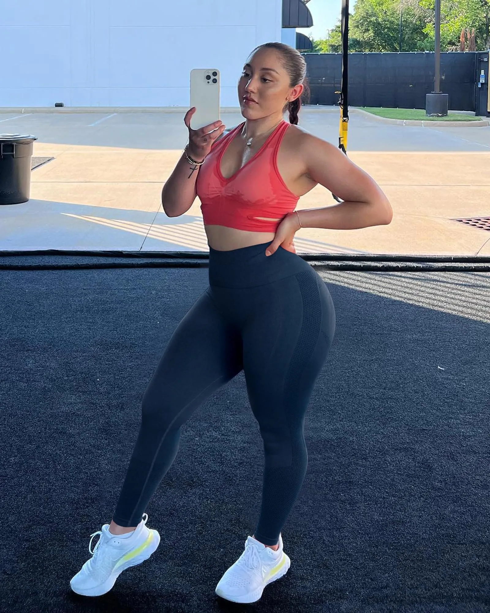 NORMOV Seamless Workout Butt Lifting Leggings - Booty Scrunch Gym Leggings for Women(Navy,L)