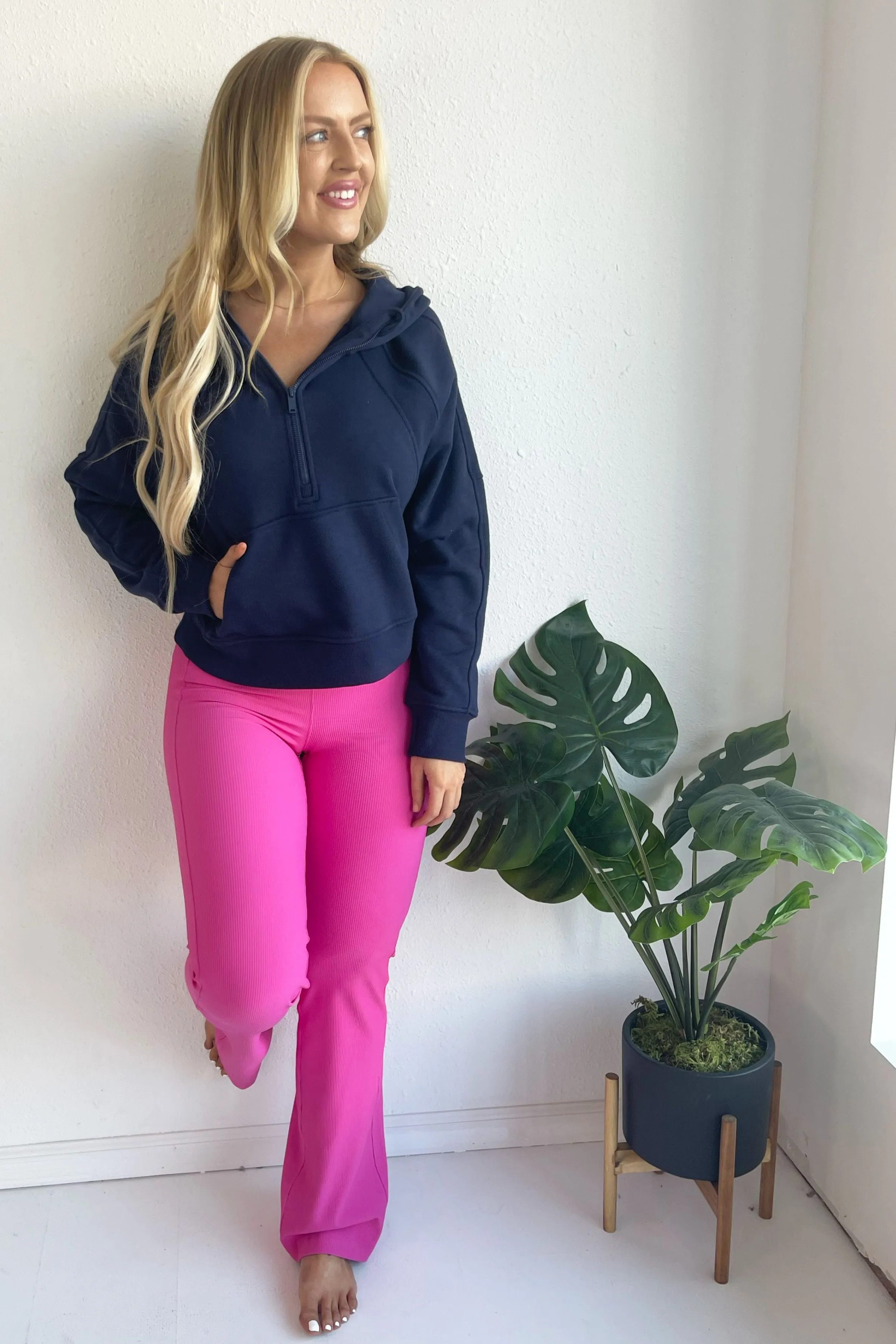 Nylon Rib Pintuck Leggings