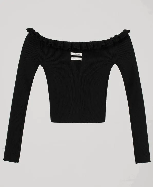 Off-shoulder sweater