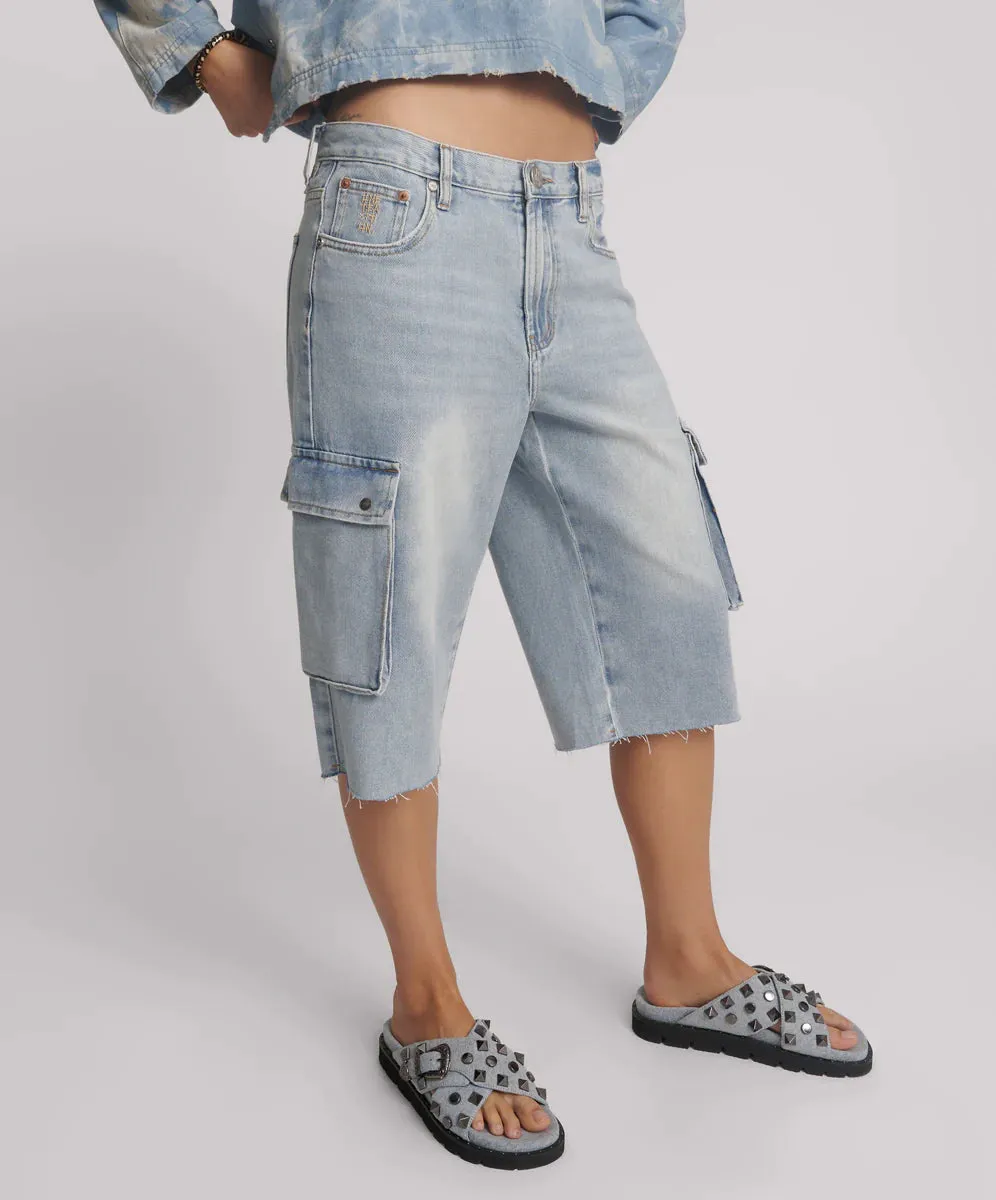 One Teaspoon - Skater Girl Low Wast Long Leg Shorts - Soft Blue