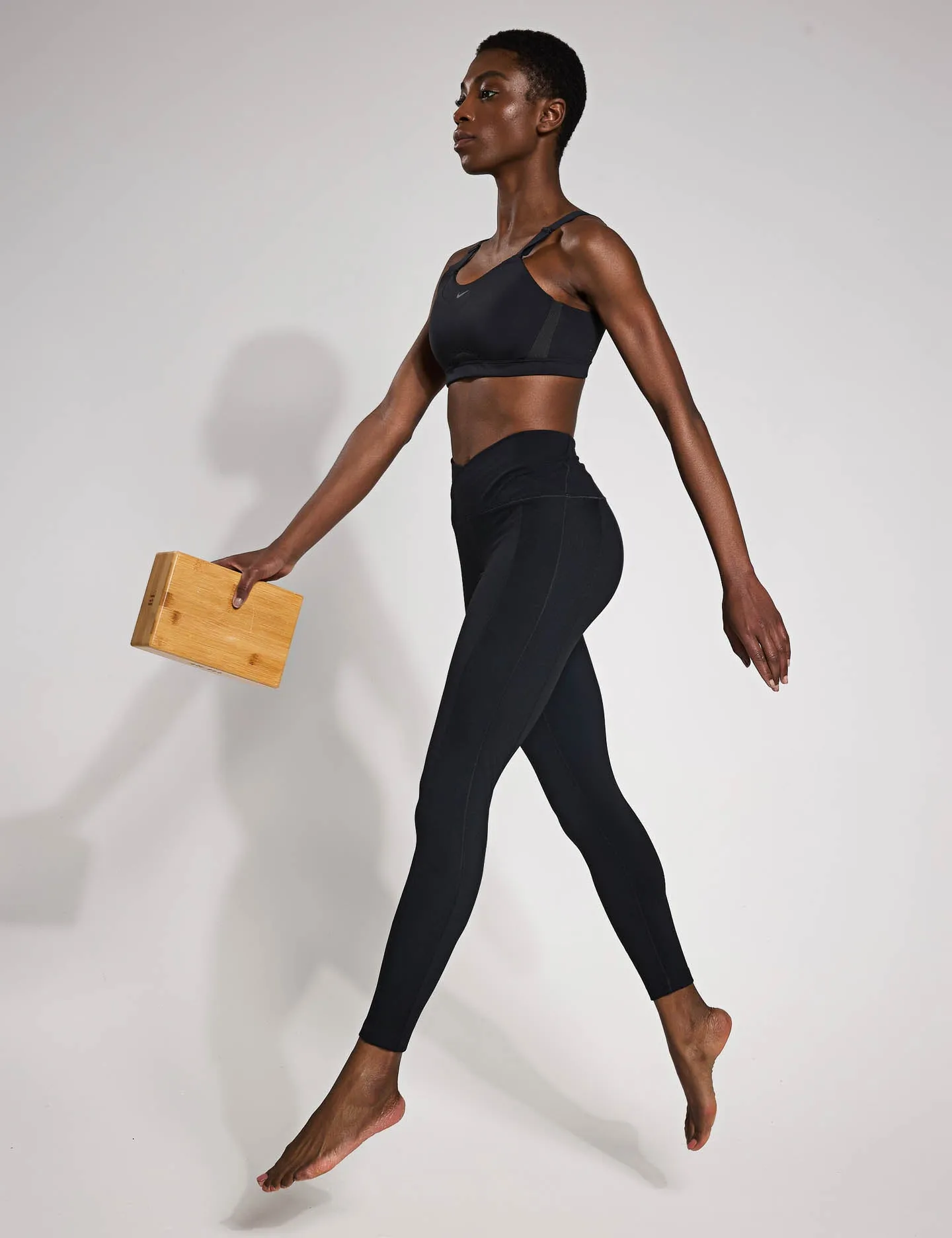One Wrap High Waisted 7/8 Leggings - Black
