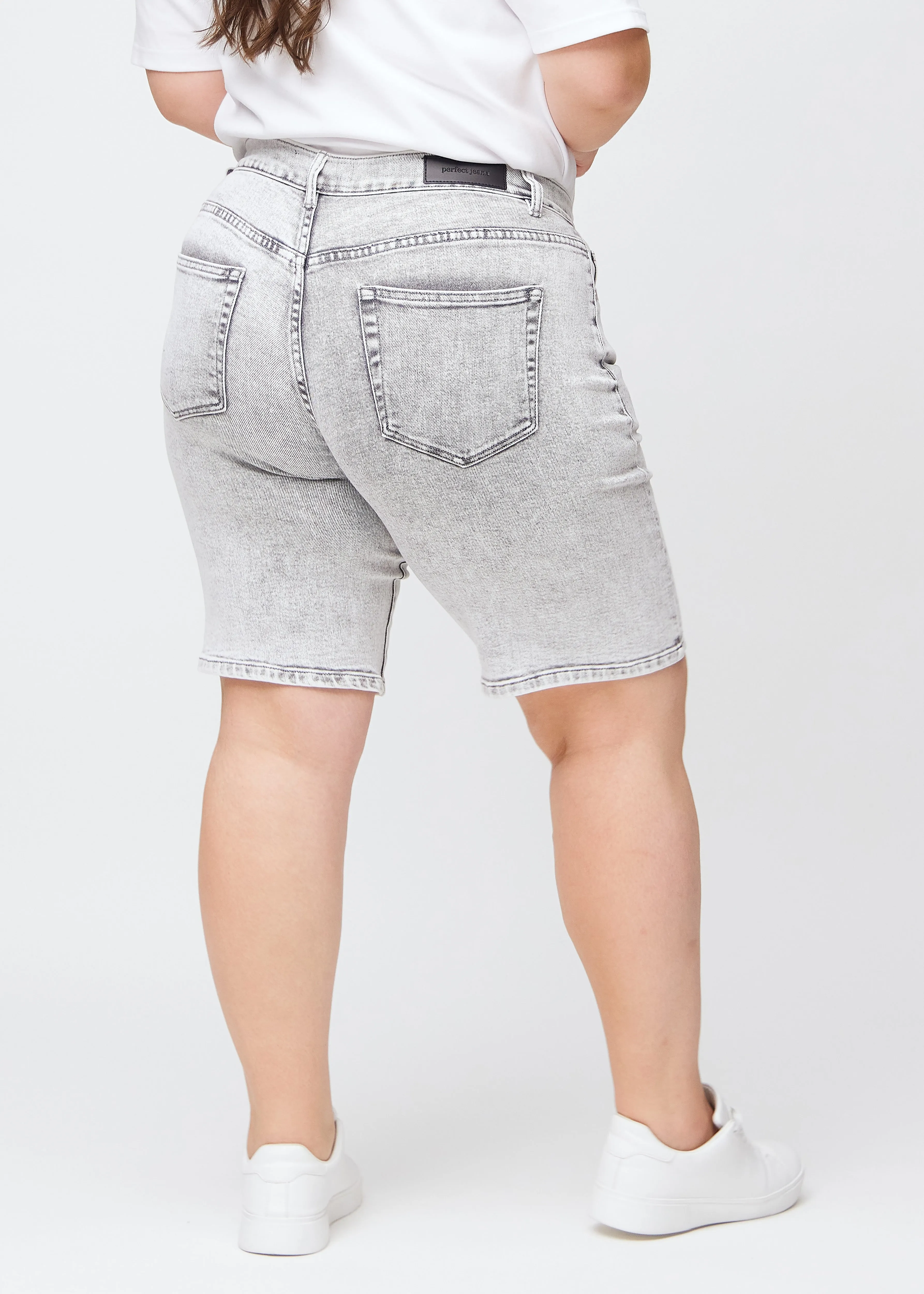 Perfect Shorts - Middle - Regular - Ashes™