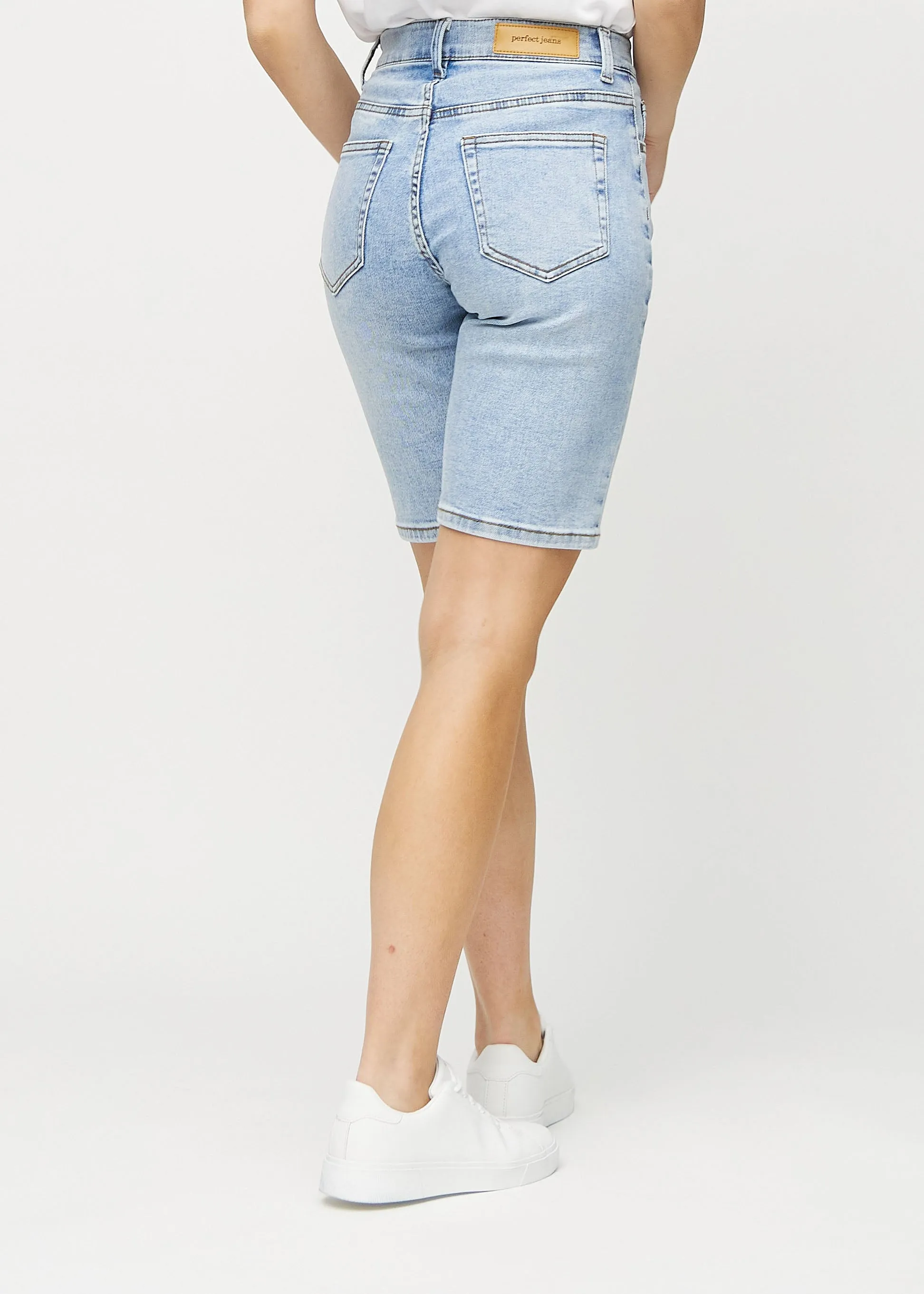 Perfect Shorts - Middle - Regular - Waves™
