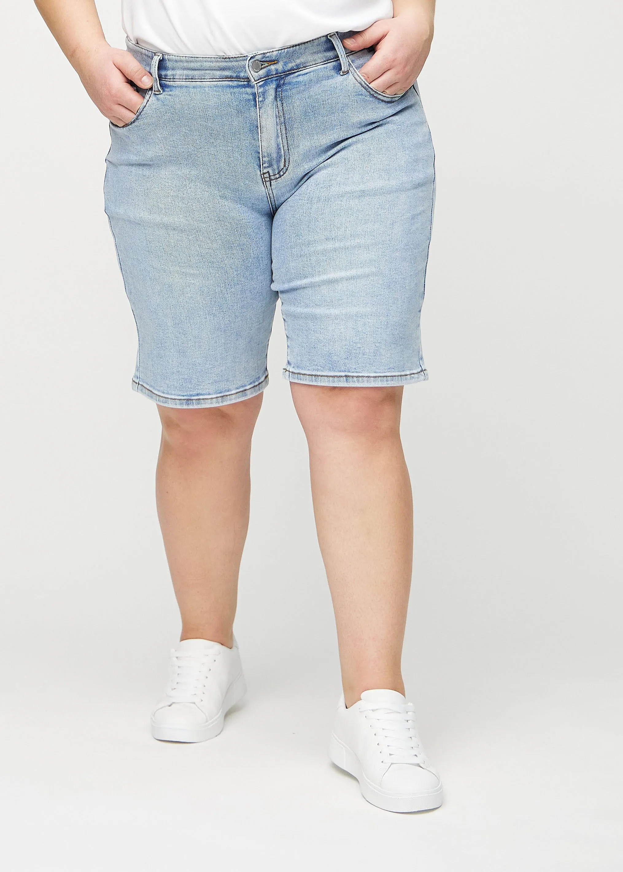 Perfect Shorts - Middle - Regular - Waves™