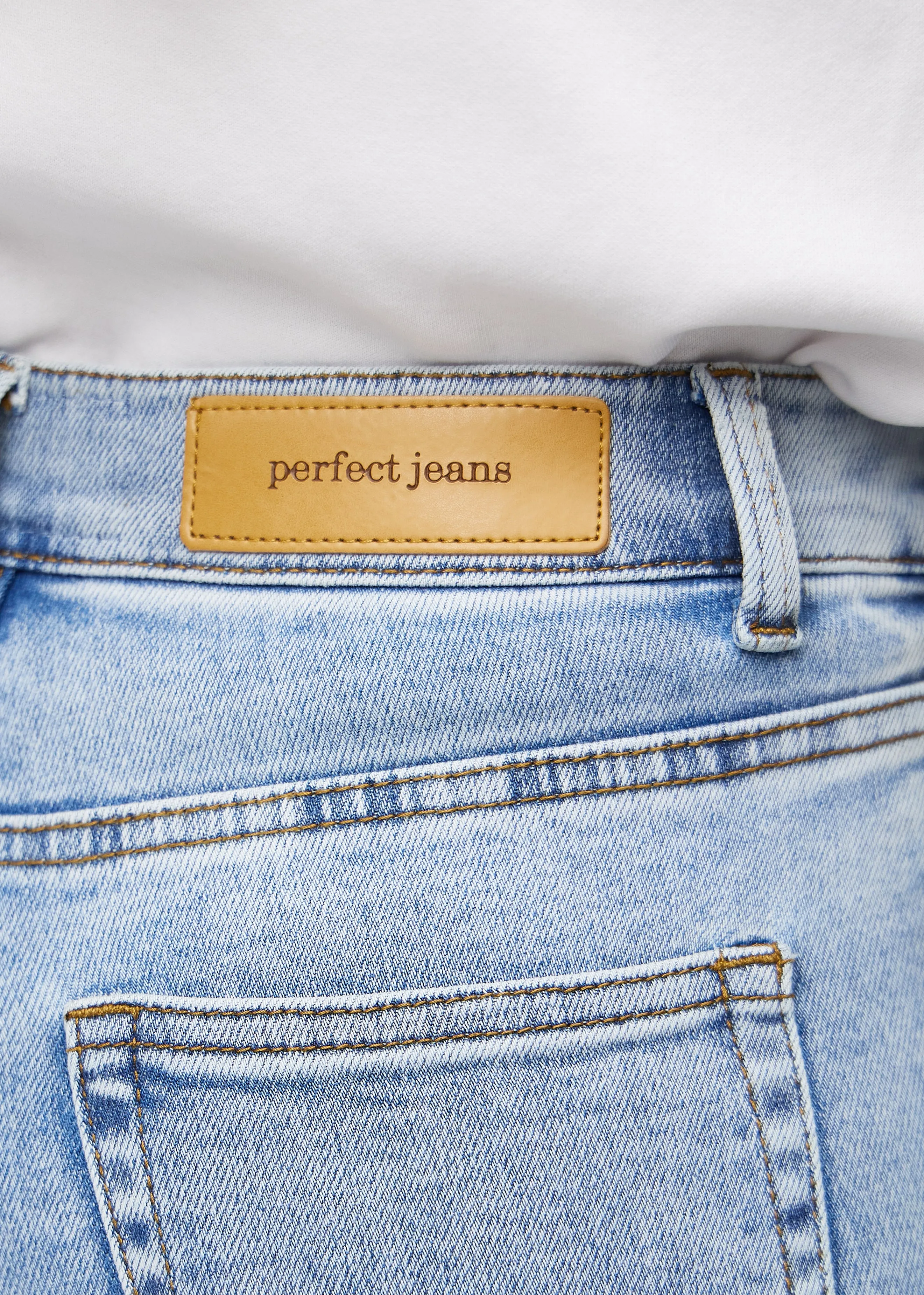 Perfect Shorts - Middle - Regular - Waves™
