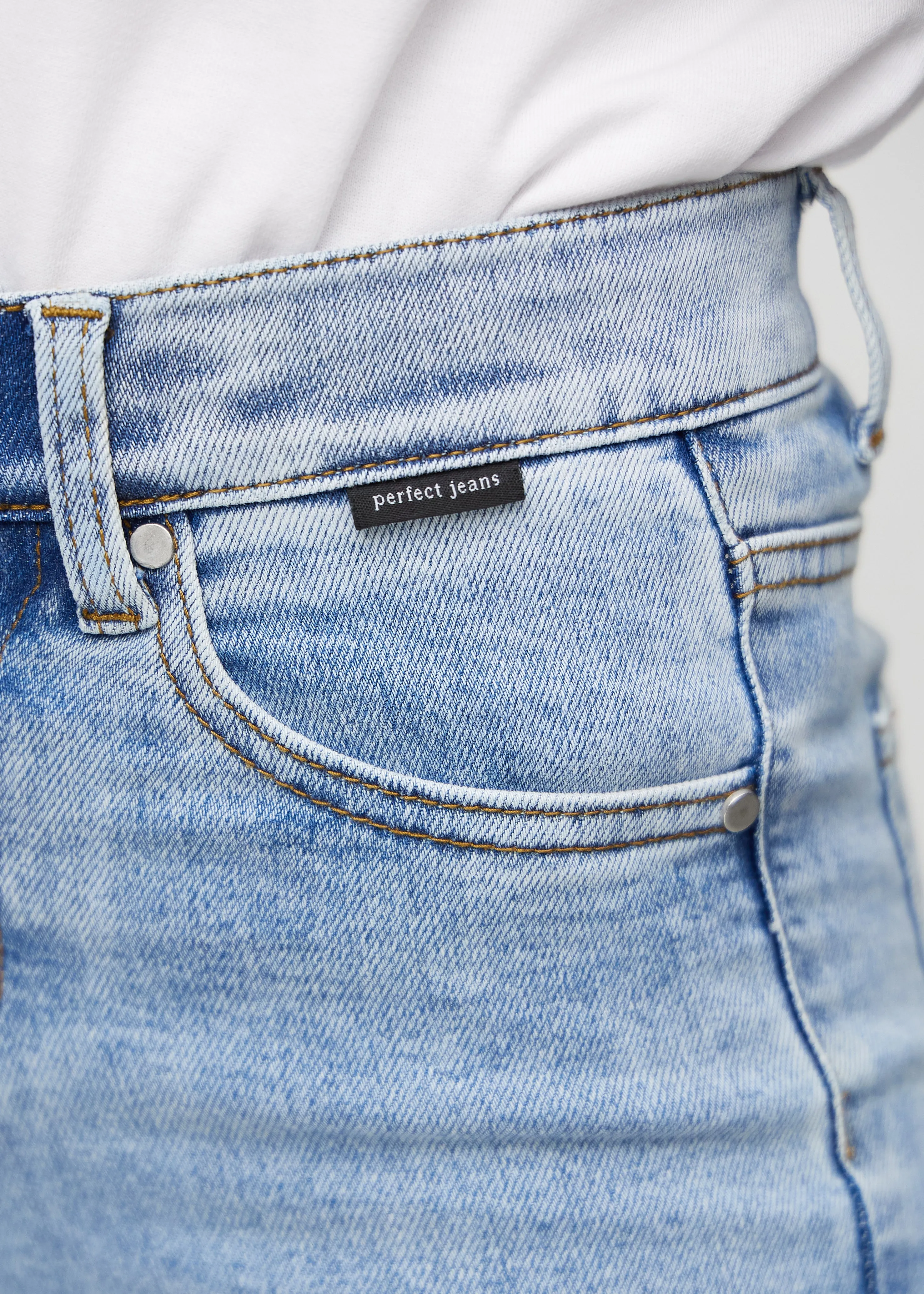 Perfect Shorts - Middle - Regular - Waves™