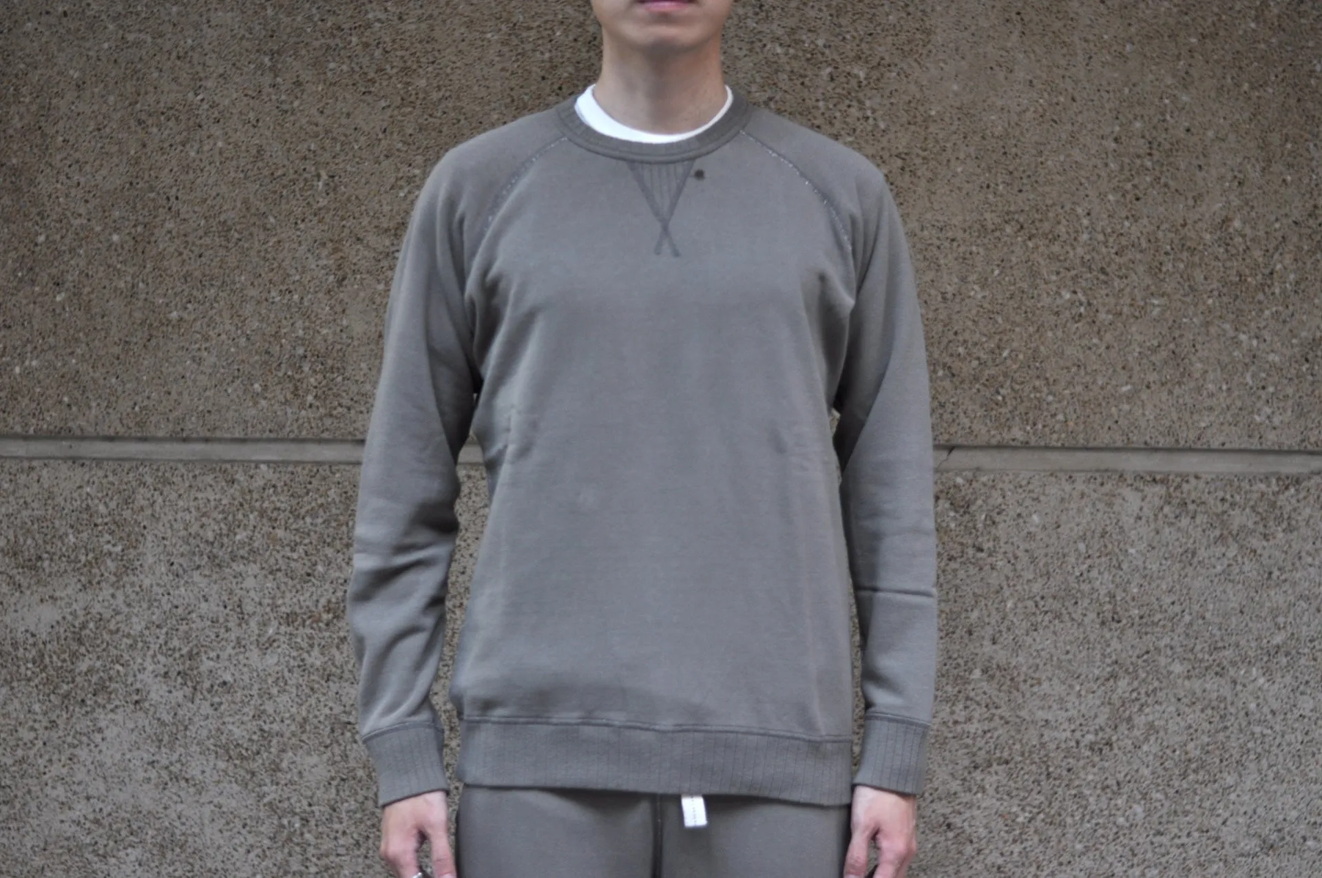 Pure Blue Japan "Slub Yarn" Raglan Sweatshirt (Sumi Ink)