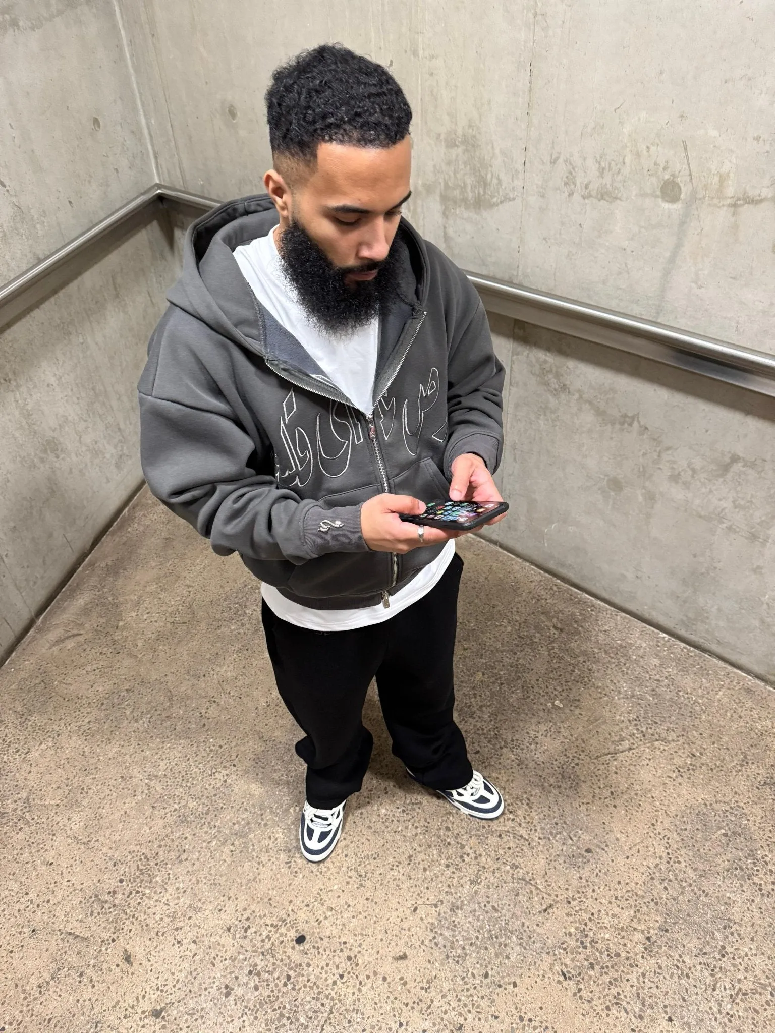 RAMADI ZIP UP