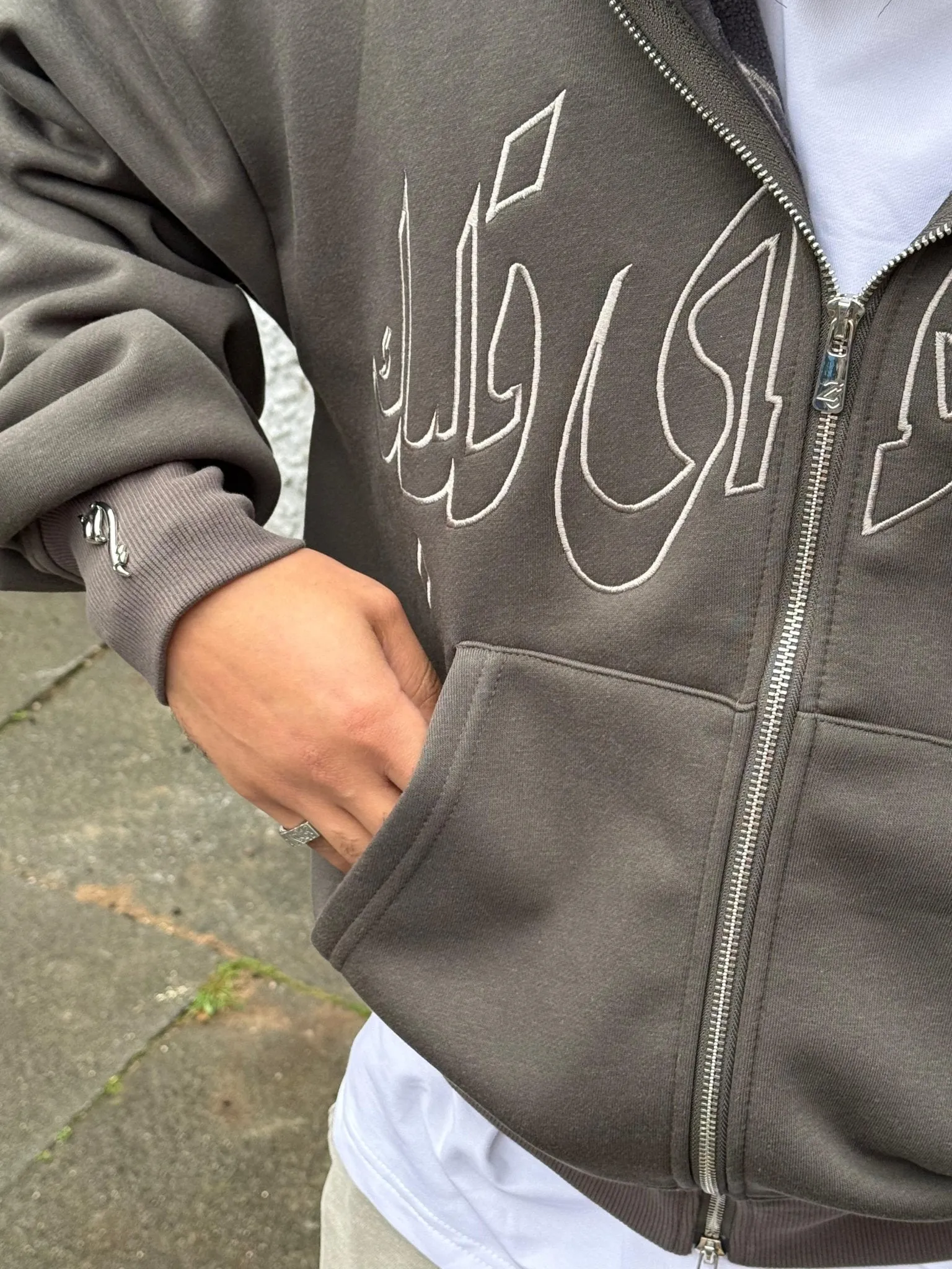 RAMADI ZIP UP