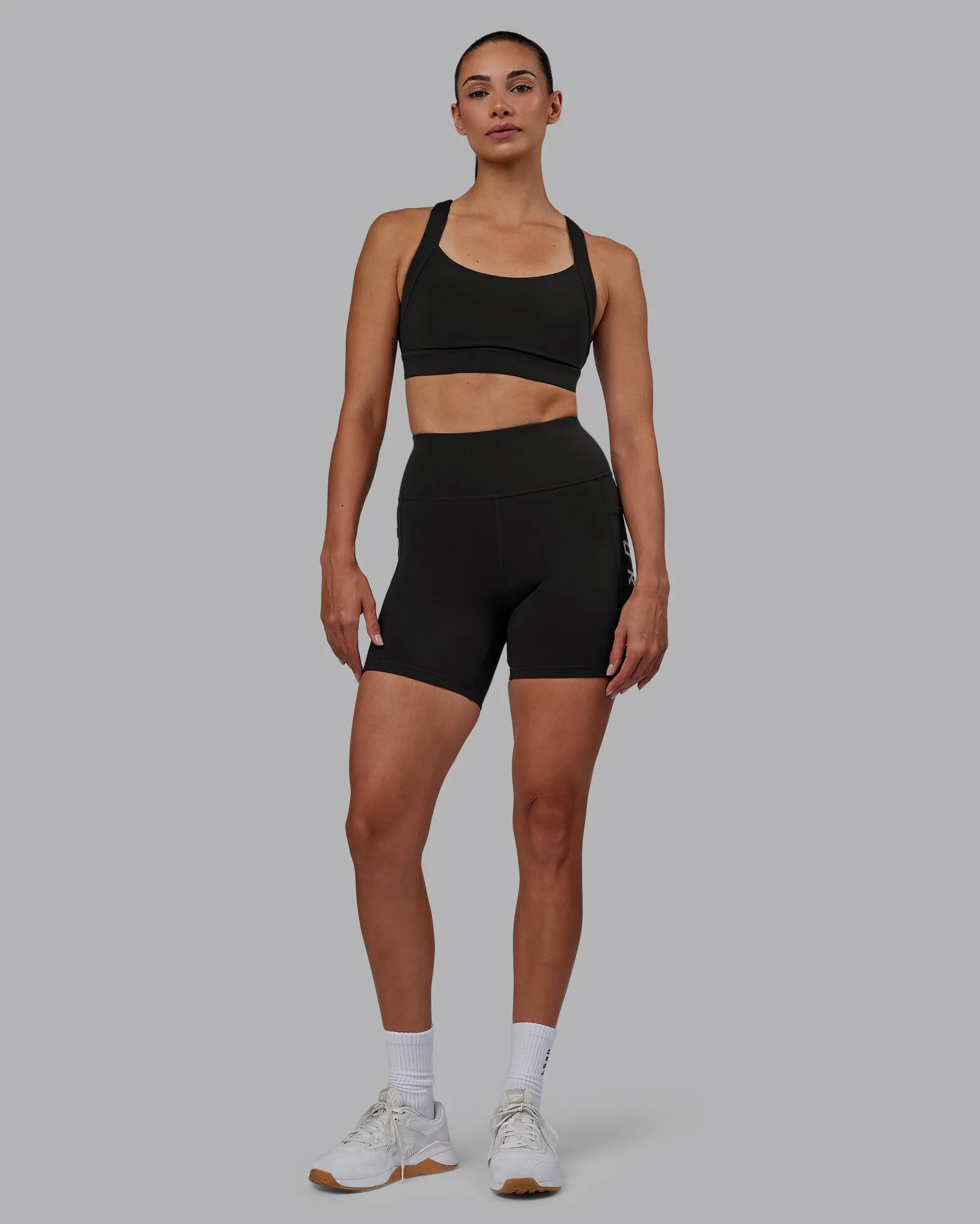 Rep Mid Short Tight - Pirate Black-White