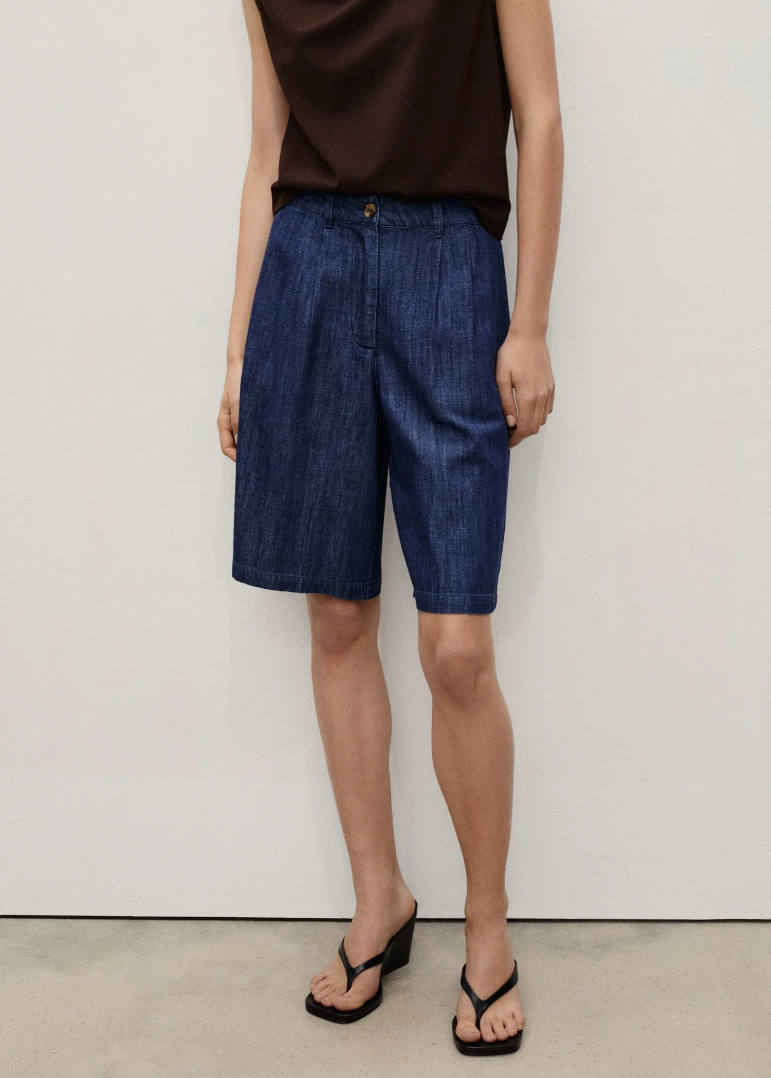 Rinse-wash denim bermuda shorts