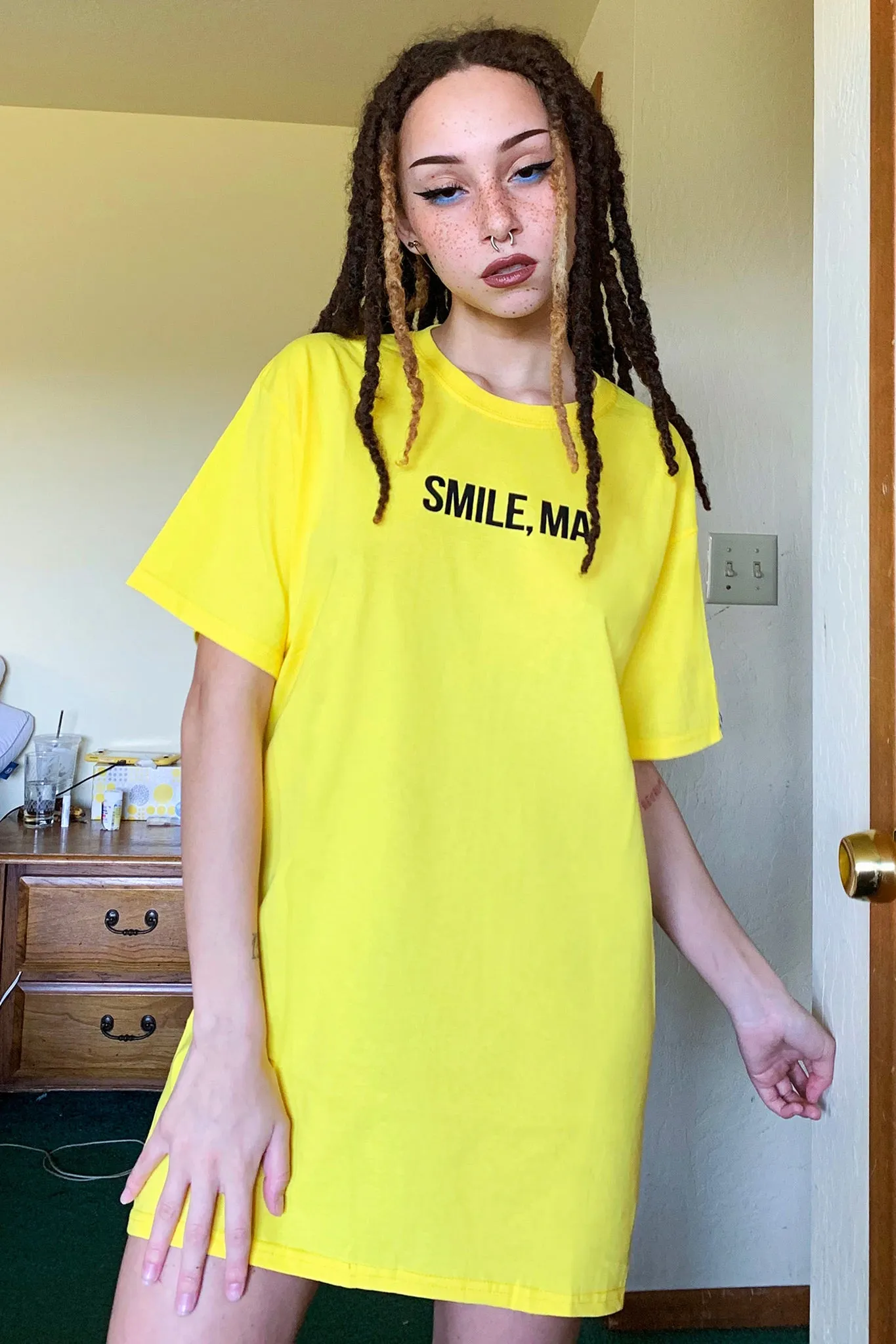 Smile MA Tee