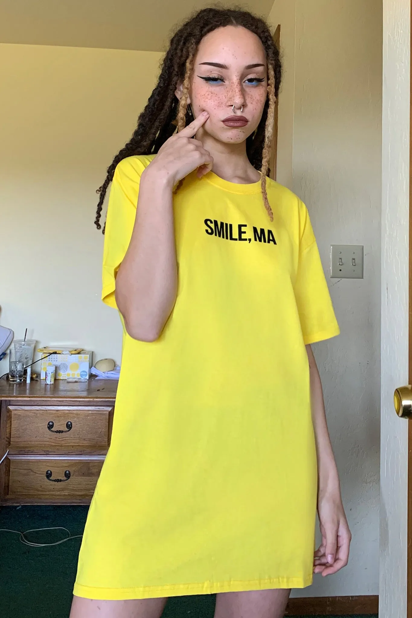 Smile MA Tee