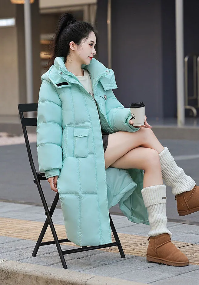 Stylish Women's Padded Quilted Puffer Jacket Featuring Label Detailing