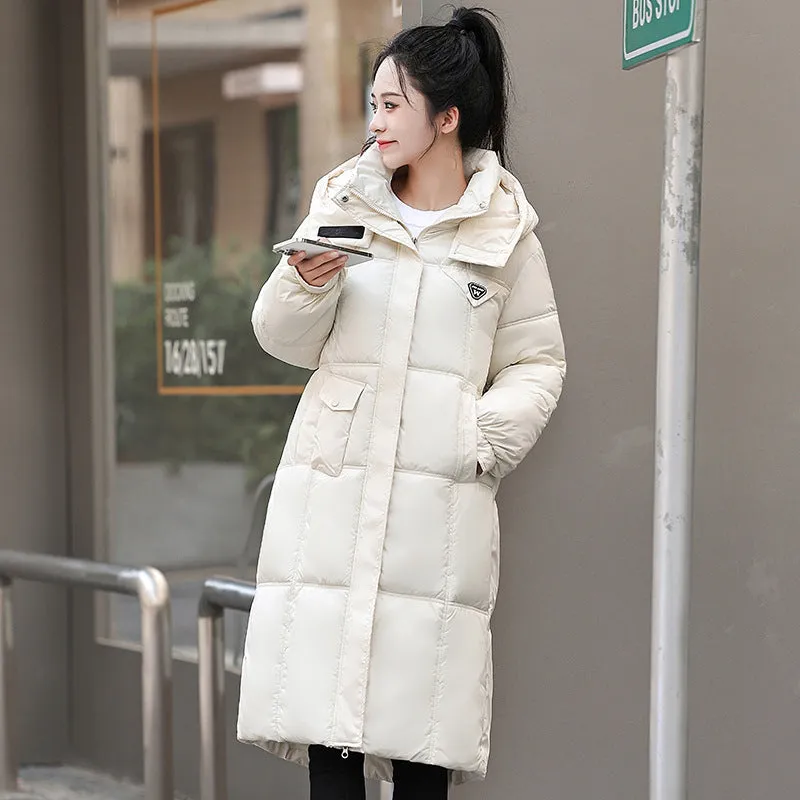 Stylish Women's Padded Quilted Puffer Jacket Featuring Label Detailing