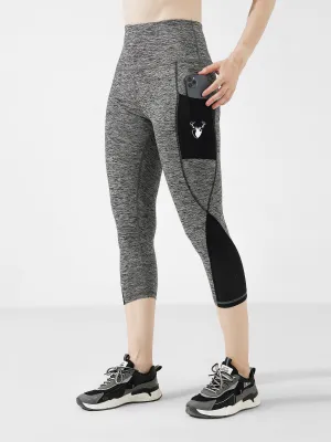 Trifecta Pocket Capri Legging in Grey