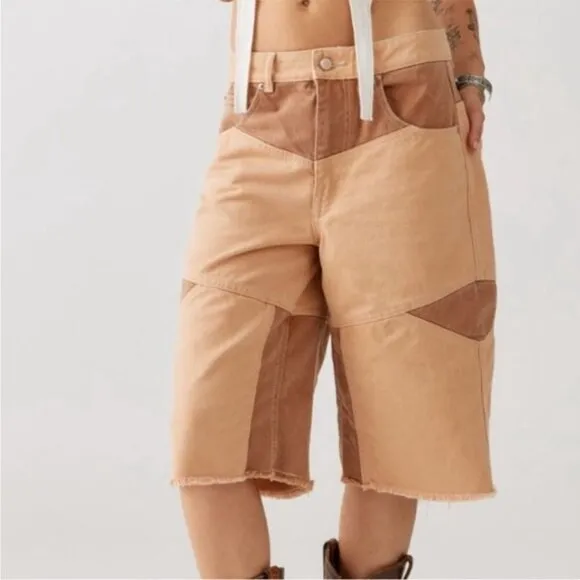 Urban Outfitters BDG Skater Girl Denim Short Seamed Sand Tan Brown New 28 Waist