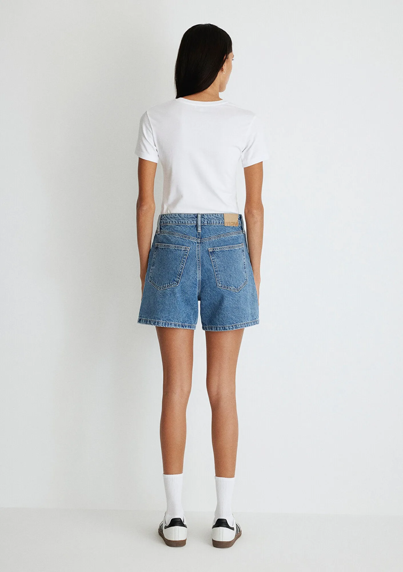Verna Mid Blue 90s Jean Shorts