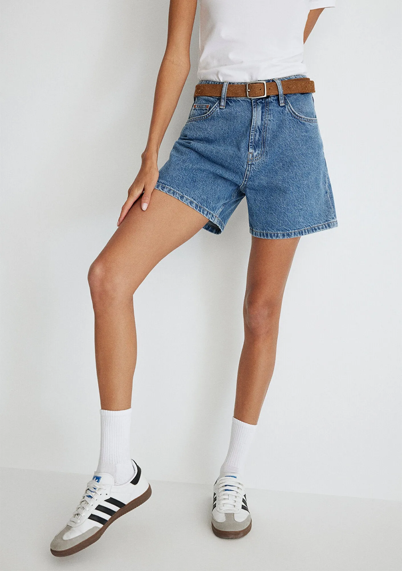 Verna Mid Blue 90s Jean Shorts